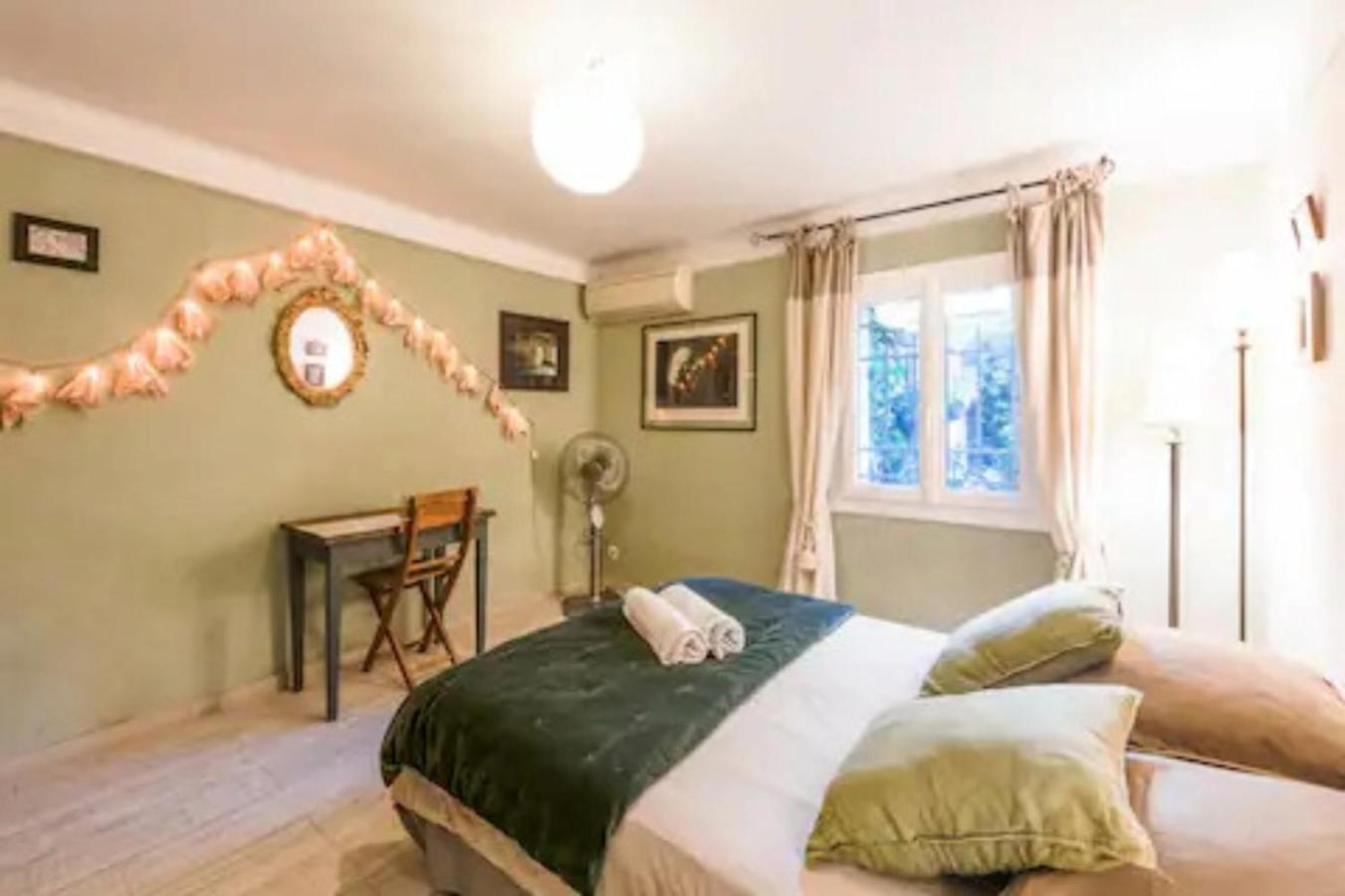 Appartement Complet Ou 2 Chambres De Charme En Centre-Ville アルル エクステリア 写真